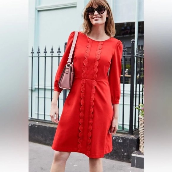 NWT Boden Alexandra Ponte Scallop Lace Shift Dress in Post Box Red, Size 10 - Picture 7 of 8